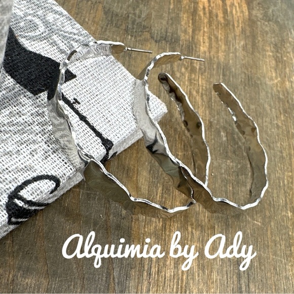 BIG CHUNKY BOHO SILVER HOOPS - Picture 1 of 1